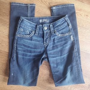 Dark Wash Straight Leg Jean
